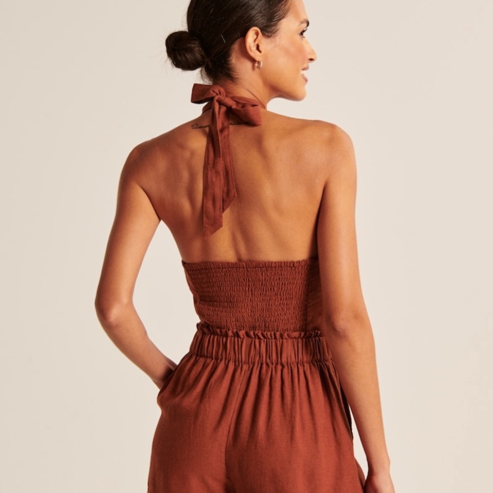 Abercrombie Twist-Front Linen-Blend Halter Top - Picture 3 of 4